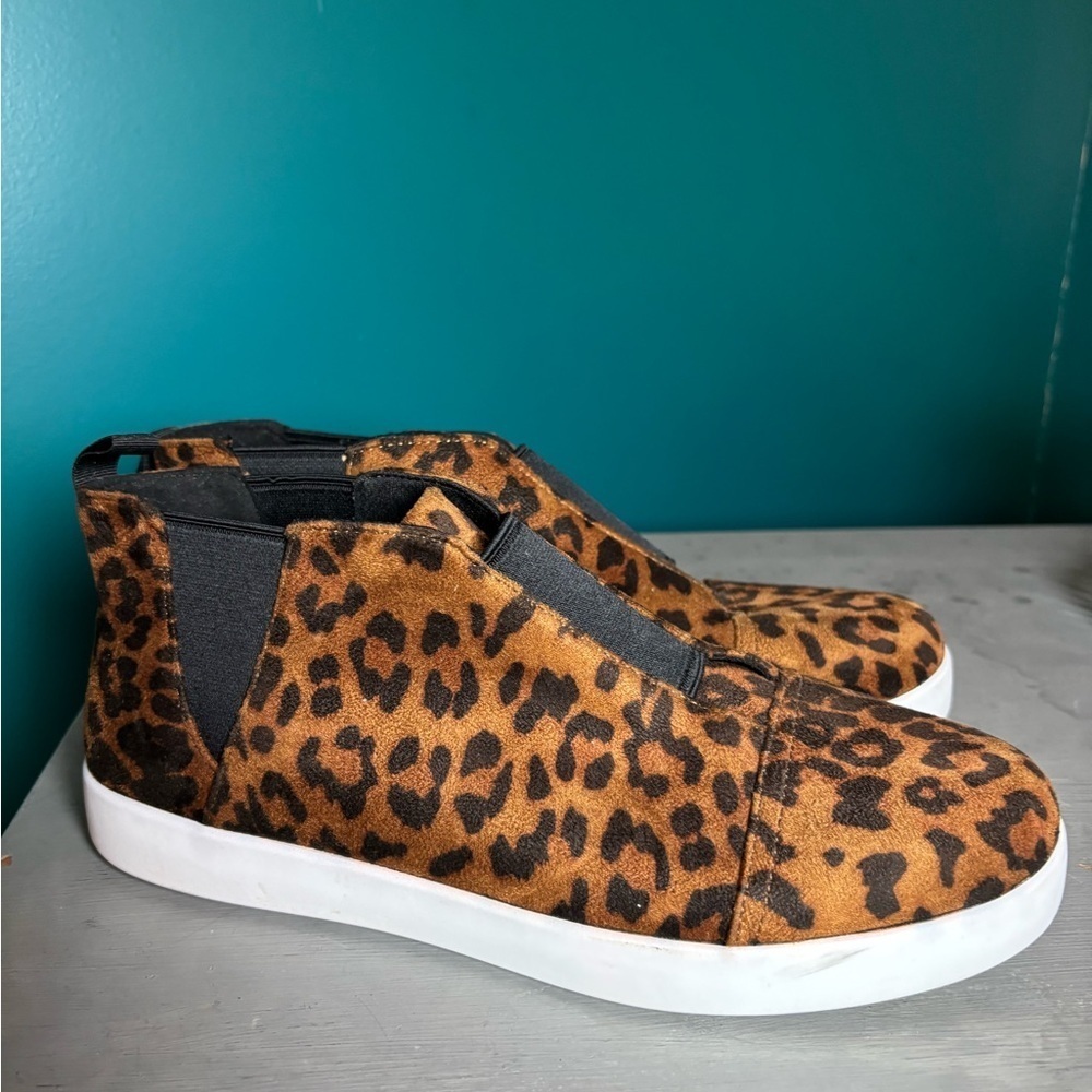Alegria Leopard Patterned Slip-Ons